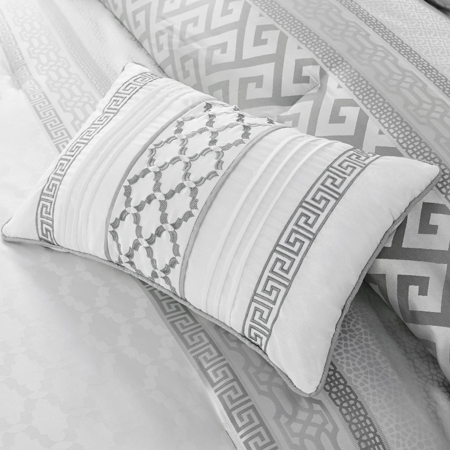 Ensemble de couette jacquard géométrique Madison Park Christian 7 pièces