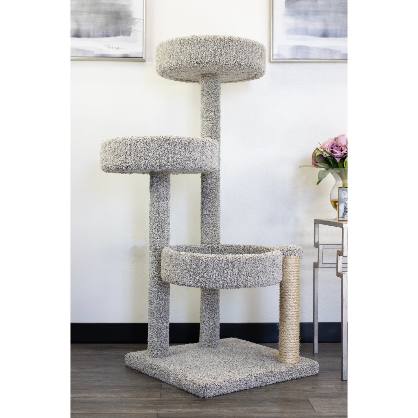 Nouveaux condos pour chats à plusieurs niveaux