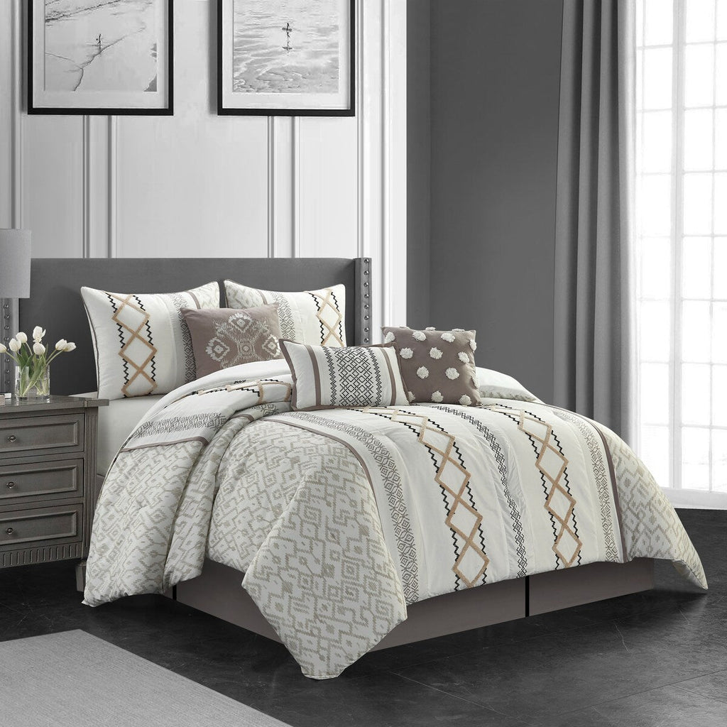 Nanshing Trina 15 Piece Boho Embroidered Comforter Set