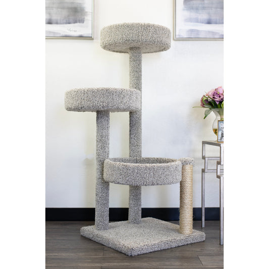 Nouveaux condos pour chats à plusieurs niveaux
