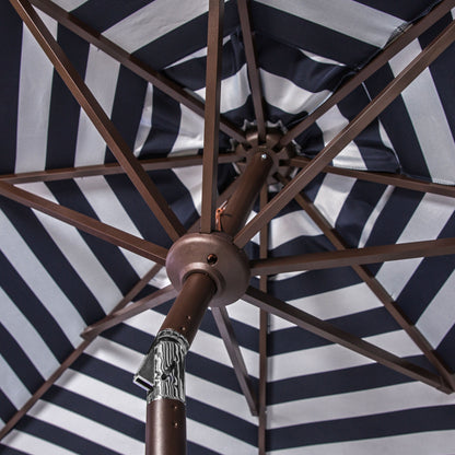 Parasol d'extérieur à manivelle rayé SAFAVIEH Hadire Inside Out de 9 pieds