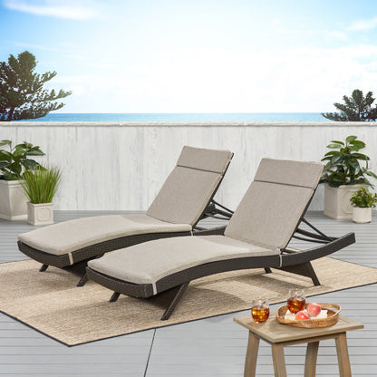 Ensemble de coussins d'extérieur Salem pour chaise longue - Coussins uniquement (lot de 2) par Christopher Knight Home - 79,25 L x 27,50 l x 1,50 H